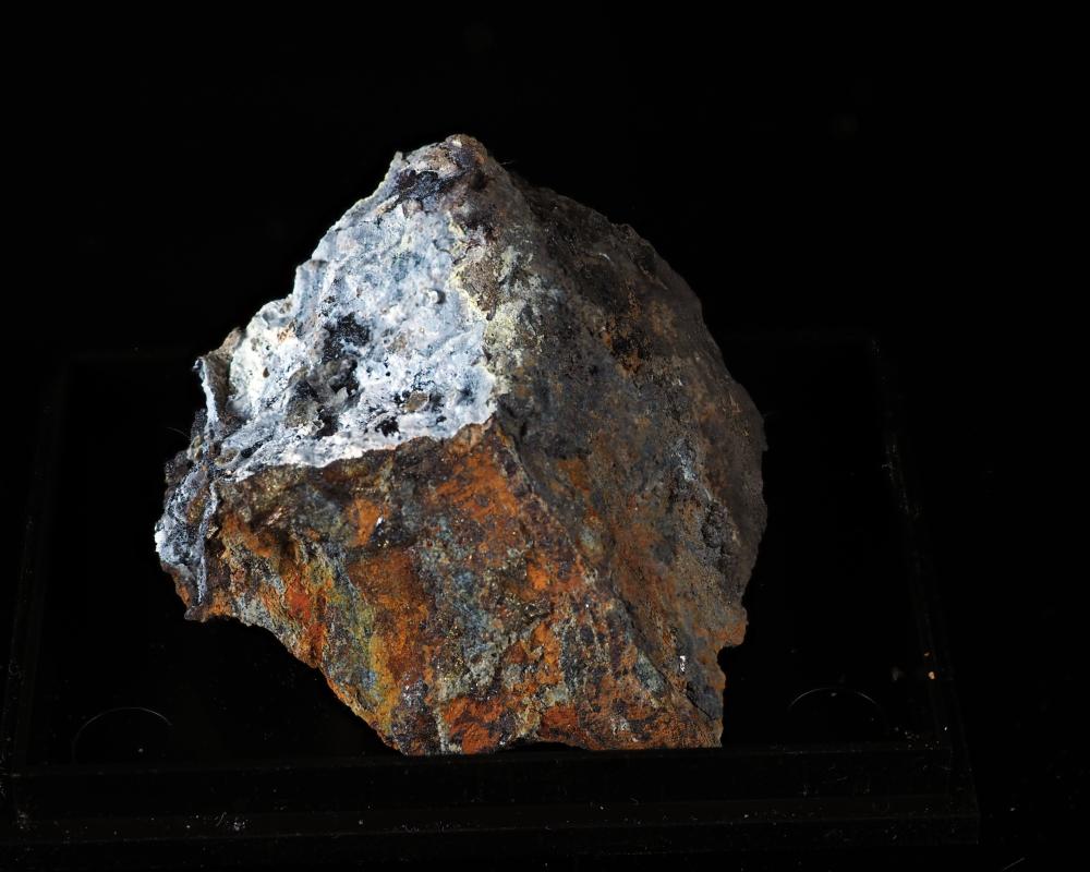 Brianyoungite